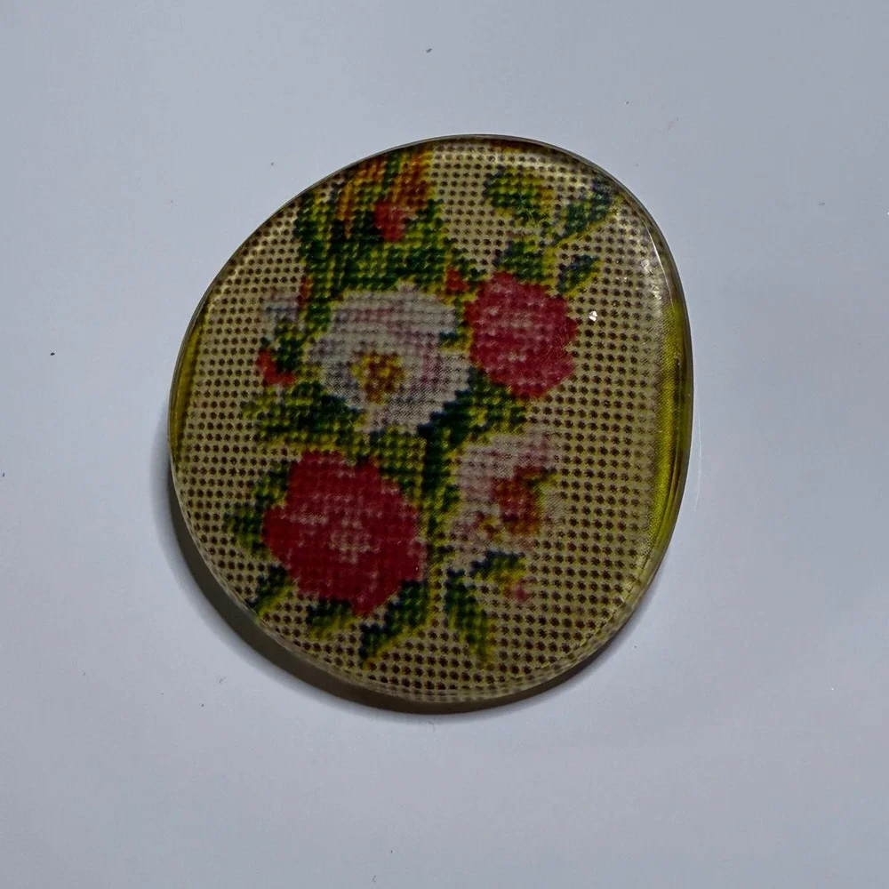 Vintage Floral Needlepoint Brooch‎ Pin Cottagecore granny